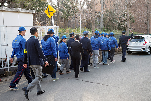 埼玉県と協力し県内の治安向上を目指す「大学生による防犯ボランティア」を結成。