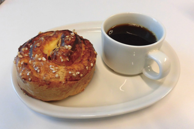 フィンランドはコーヒーの消費量がとても多い国です。オムニアの先生方は休憩時間にコーヒーを飲みながら、自分たちの仕事(職業教育)について語り合っているそうです。