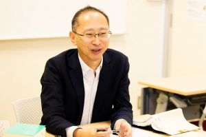 政治経済学科 石川 裕一郎 教授