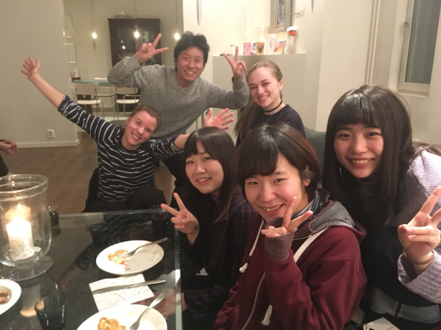フィンランドで同じ年代の友達ができました!一人だけ年代が違うかも?!(笑)